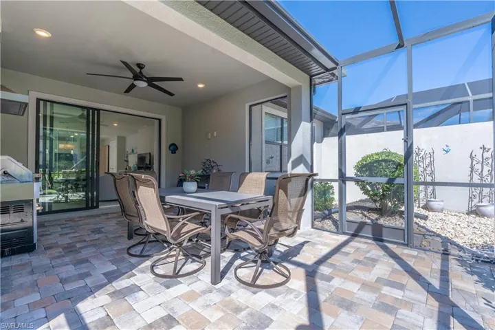 7686  Jacaranda  LN, Naples, FL 34114