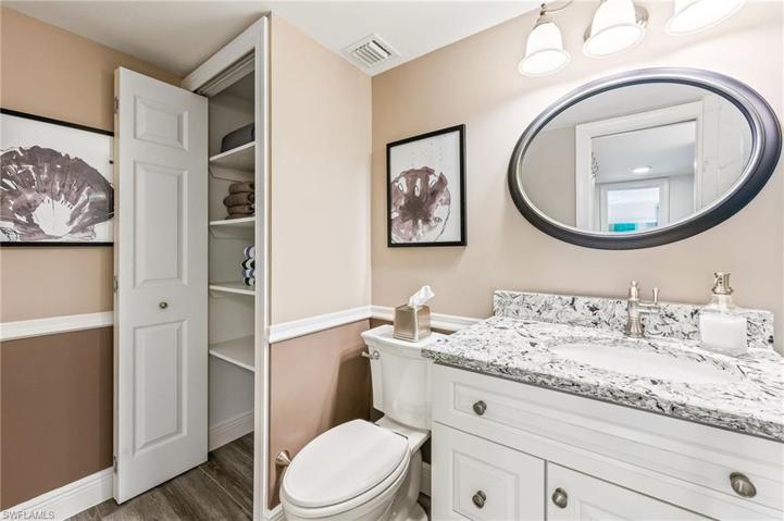 1  Bluebill  AVE, NAPLES, FL 34108