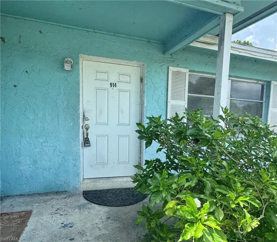 914 San Remo Ave, Naples, Florida 34104
