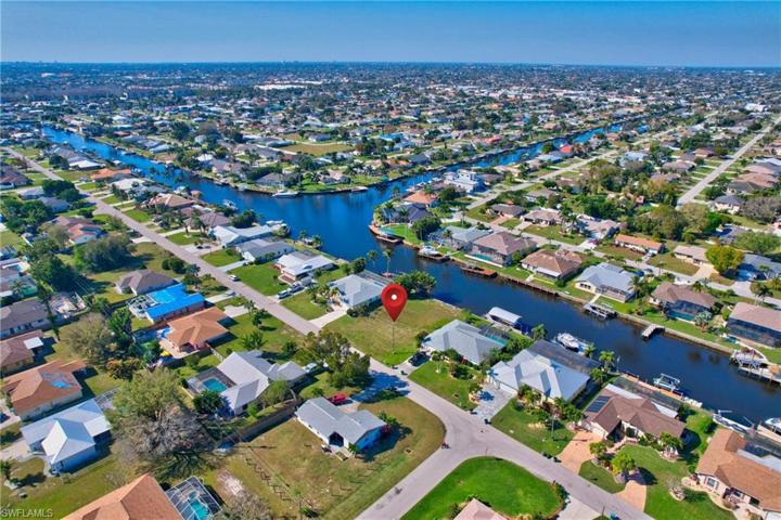 1206 SE 21st AVE, CAPE CORAL FL 33990