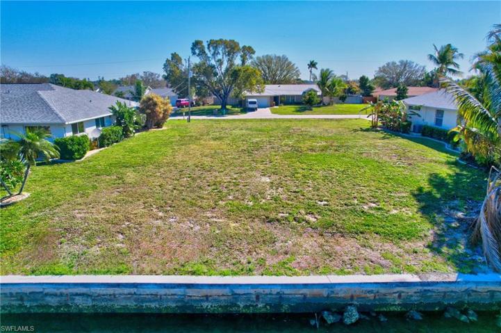 1206 SE 21st AVE, CAPE CORAL FL 33990