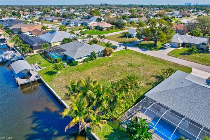 1206 SE 21st AVE, CAPE CORAL FL 33990