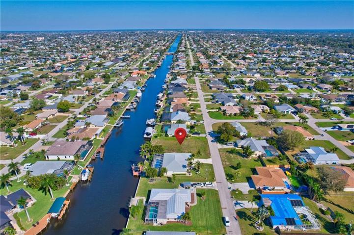 1206 SE 21st AVE, CAPE CORAL FL 33990