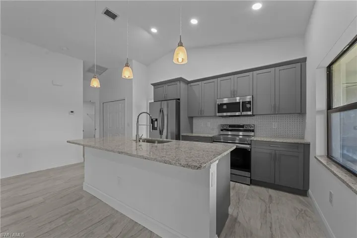 7655  16th  PL, Labelle, FL 33935