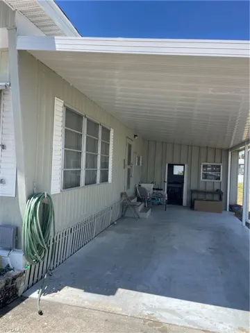 123 Flame Ln, North Fort Myers, Florida 33917