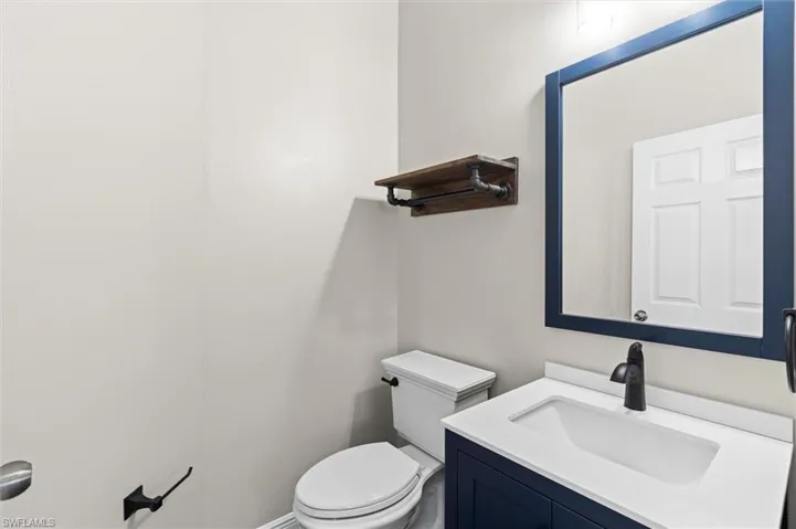 Downstairs 1/2 Bathroom