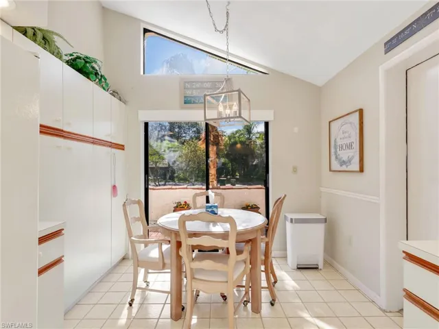 Eat-in open to front patio