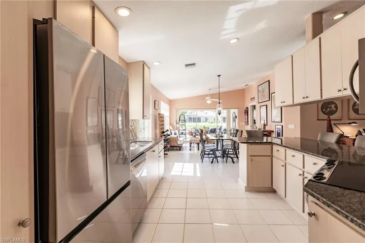 3108  Andorra  CT, Naples, FL 34109