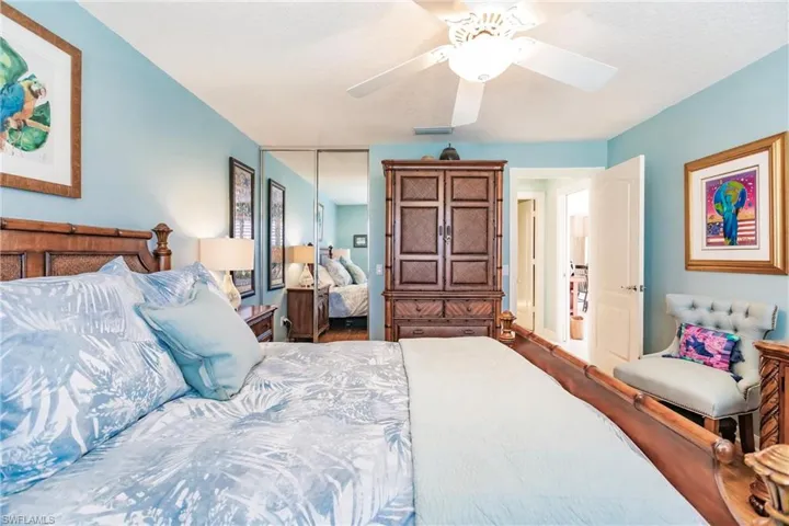 3108  Andorra  CT, Naples, FL 34109