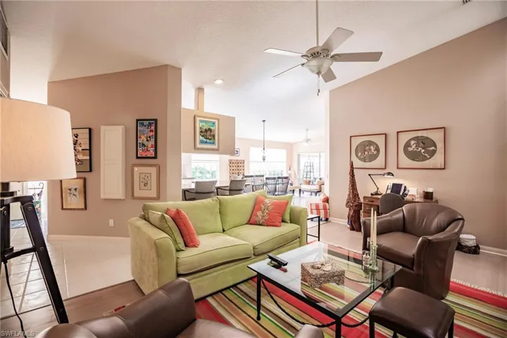 3108  Andorra  CT, Naples, FL 34109