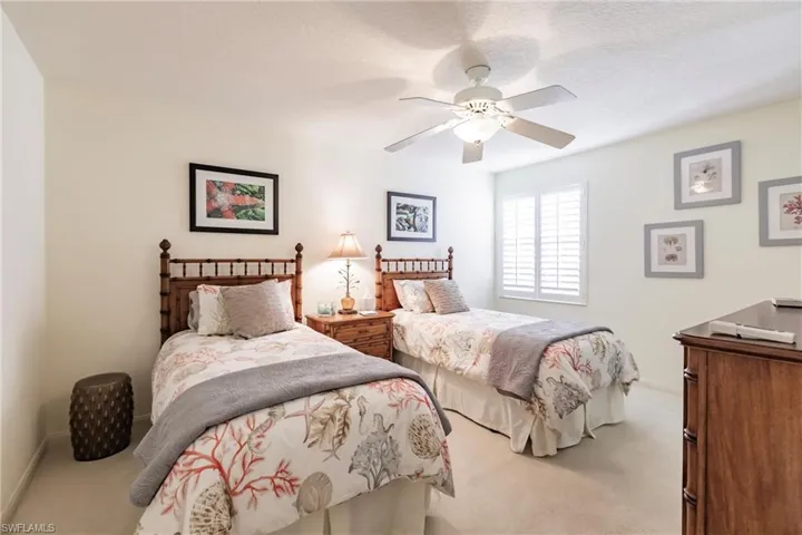 Guest room.