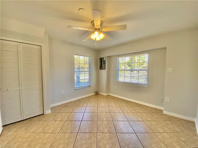 260 13th St Sw, Naples, Florida 34117