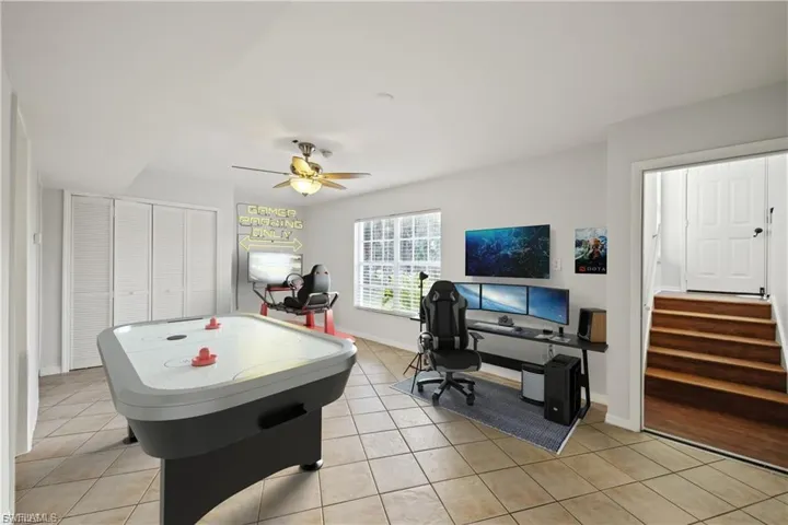 260 13th St Sw, Naples, Florida 34117