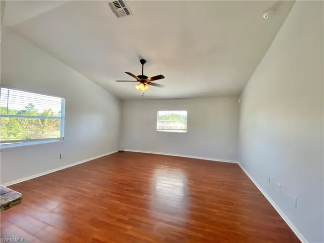 260 13th St Sw, Naples, Florida 34117