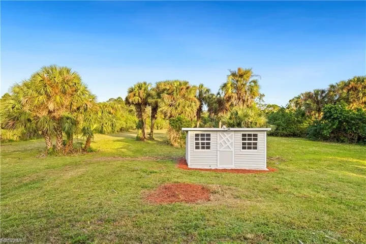 260 13th St Sw, Naples, Florida 34117