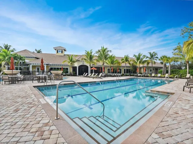 Pool & Spa