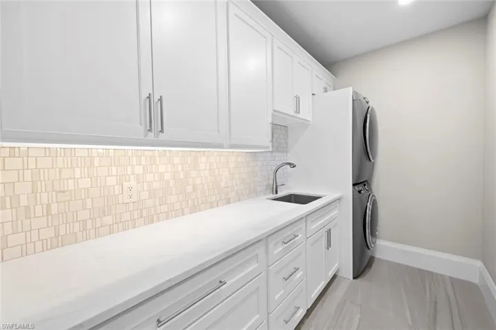 2nd level laundry