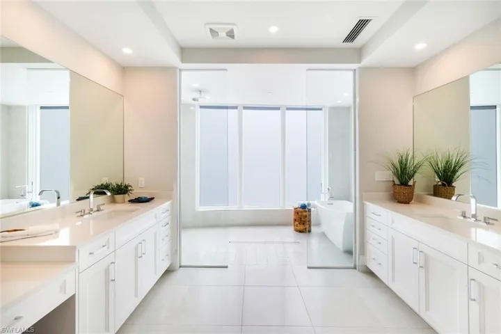 Glass Walk In with separate Shower & Soaking Tub