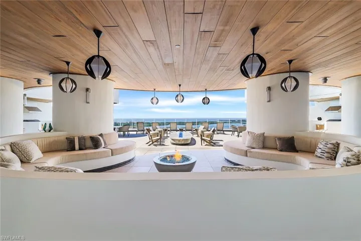 Rooftop Covered Lounge with Firepit