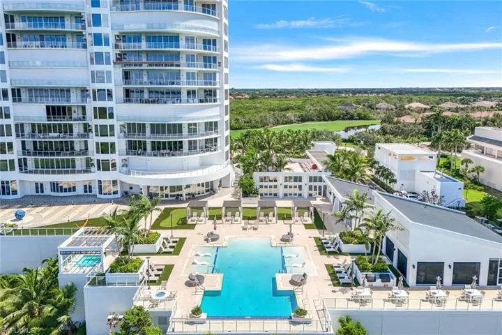 Pool Deck Amenities