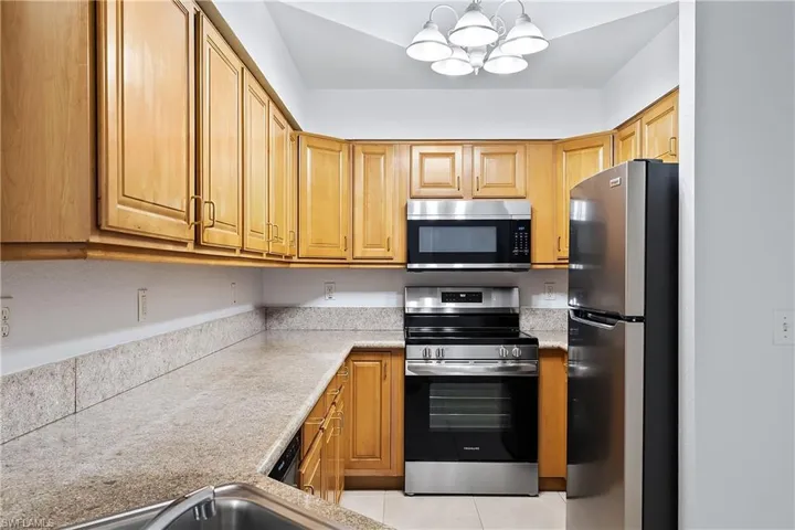 Brand new appliances.