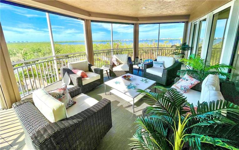 Large lanai