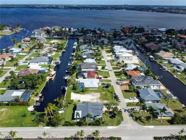 1101 Lorraine CT, CAPE CORAL FL 33904