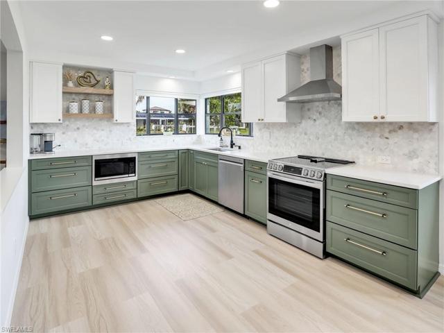1101 Lorraine CT, CAPE CORAL FL 33904
