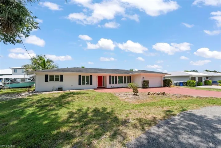 1040 Edgemere Dr, Fort Myers, Florida 33919