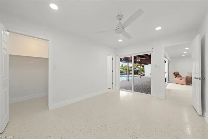 1040 Edgemere Dr, Fort Myers, Florida 33919