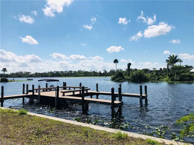 Large Dock