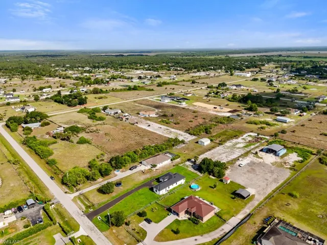 4121 66th Ave Ne, Naples, Florida 34120