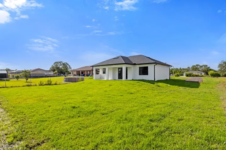 4121 66th Ave Ne, Naples, Florida 34120
