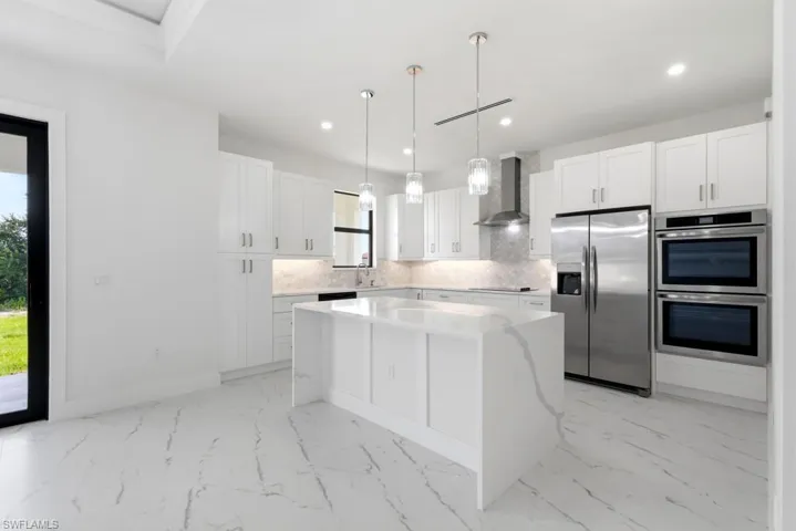 4121 66th Ave Ne, Naples, Florida 34120