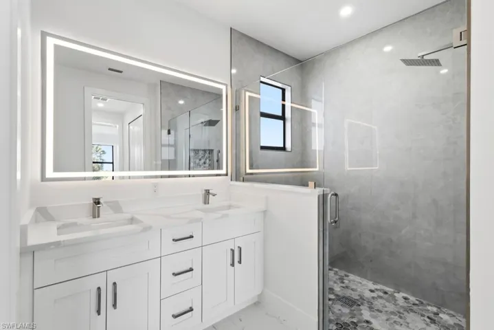 4121 66th Ave Ne, Naples, Florida 34120
