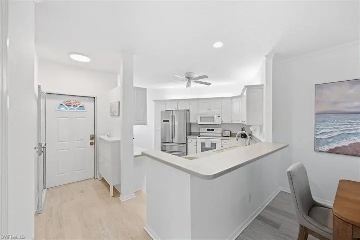 8315 Excalibur Cir P11, Naples, Florida 34108