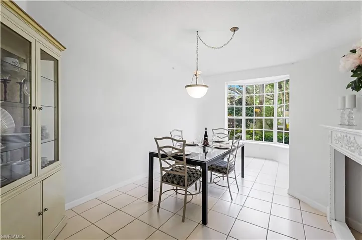 96 Silver Oaks CIR # 1101, NAPLES FL 34119