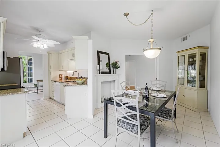 96 Silver Oaks CIR # 1101, NAPLES FL 34119