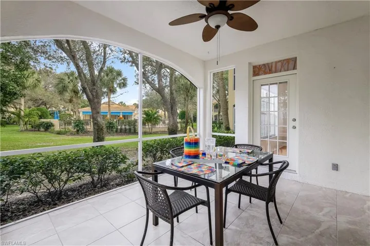 96 Silver Oaks CIR # 1101, NAPLES FL 34119