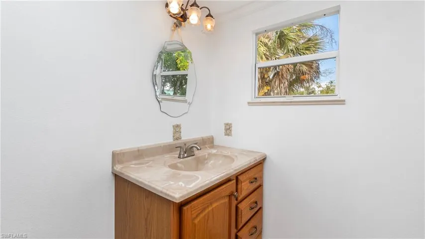 171  Grassy Key  LN, Naples, FL 34114