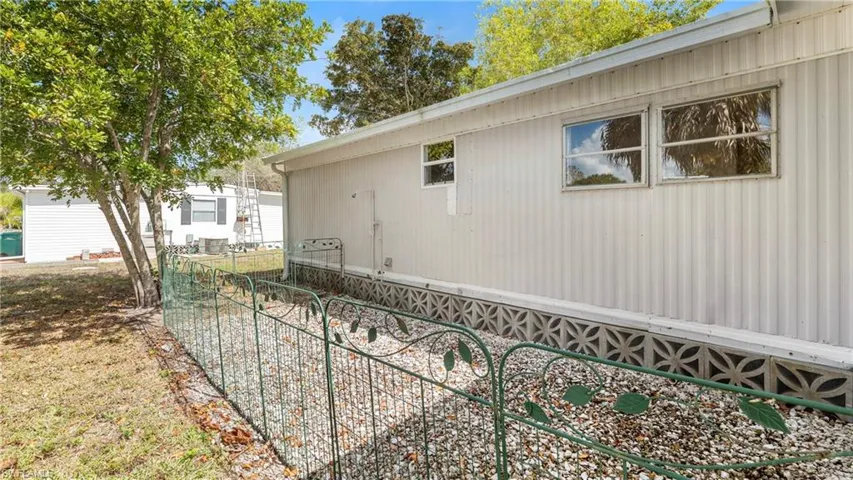 171  Grassy Key  LN, Naples, FL 34114