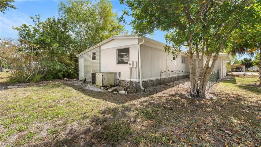 171  Grassy Key  LN, Naples, FL 34114