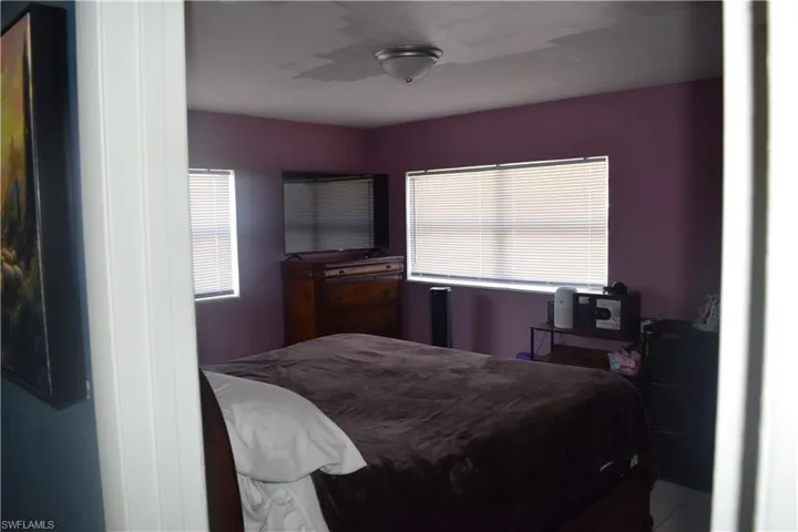 17 Colorado Rd, Lehigh Acres, Florida 33936