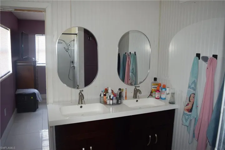 17 Colorado Rd, Lehigh Acres, Florida 33936