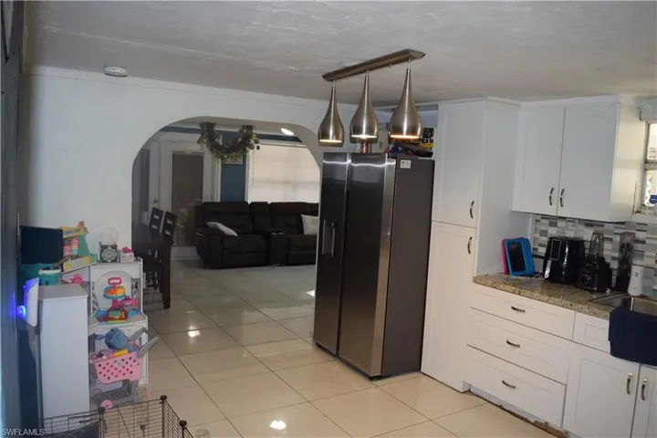 17 Colorado Rd, Lehigh Acres, Florida 33936