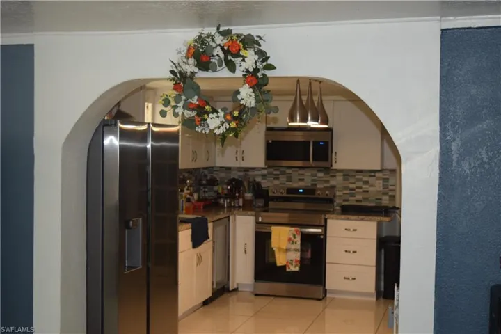 17 Colorado Rd, Lehigh Acres, Florida 33936