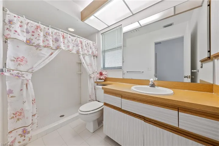 108 Short CT, NAPLES FL 34112