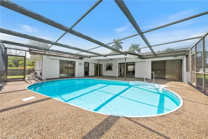 108 Short CT, NAPLES FL 34112
