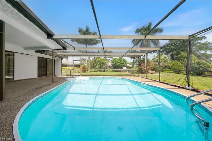 108 Short CT, NAPLES FL 34112