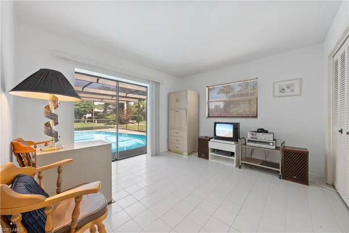 108 Short CT, NAPLES FL 34112